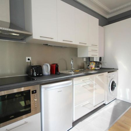 Fully-Equipped Apartment In City Center + Parking Lille Exteriör bild