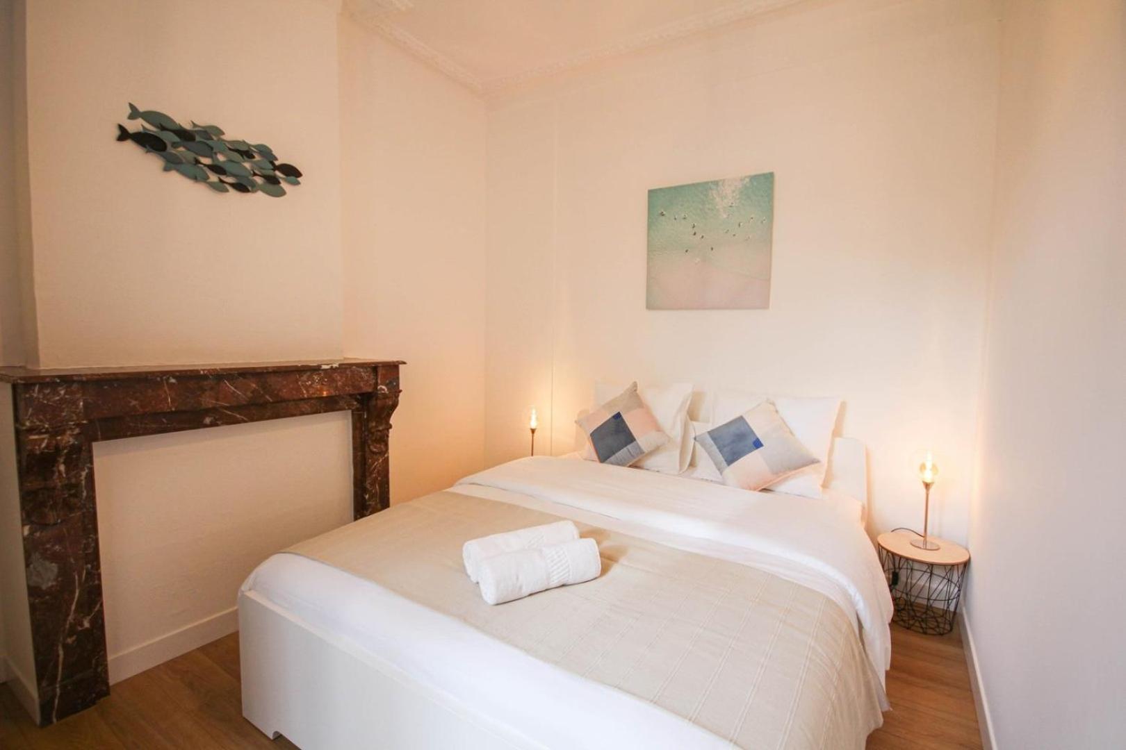 Fully-Equipped Apartment In City Center + Parking Lille Exteriör bild